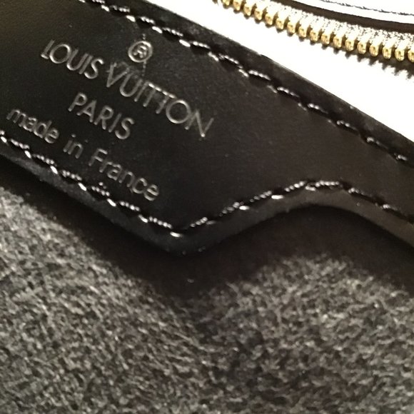 Louis Vuitton Epi Tote - Picture 4 of 10